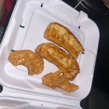 Raising Cane's Chicken Fingers - Fast Food Near Me - Azusa, California Raising Cane's Chicken Fingers - Fast Food Near Me - Azusa, California