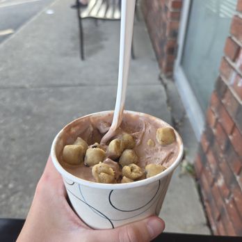 Frosty Tips - Ice Cream & Frozen Yogurt Near Me - Shorewood, Illinois Frosty Tips - Ice Cream & Frozen Yogurt Near Me - Shorewood, Illinois