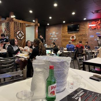 Gao's Crab - Inner seating - Seafood Near Me - Houston, Texas