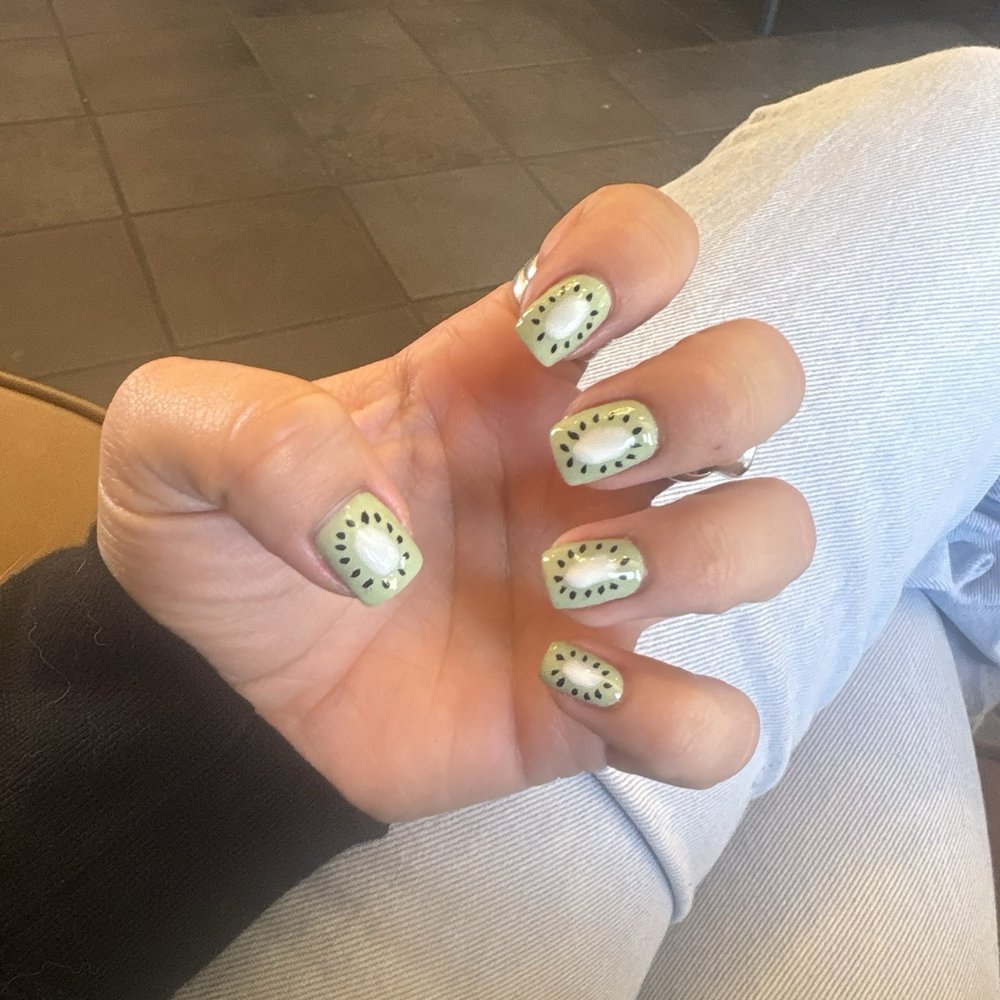 Biogel designed nails by Mimi Biogel designed nails by Mimi