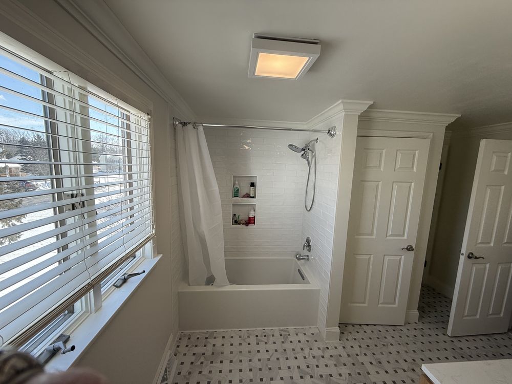 Slide of Handy Help Experts