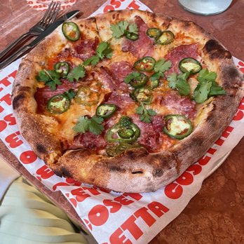 Cosetta - Hawaiian pizza. Yum - Italian Near Me - Santa Monica, California