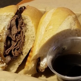 Honolulu Beerworks - Roast Beef Dip - Brewpubs Near Me - Honolulu, Hawaii Honolulu Beerworks - Roast Beef Dip - Brewpubs Near Me - Honolulu, Hawaii