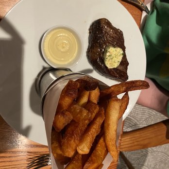 Monarque - Brasseries Near Me - Montreal, Quebec
