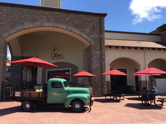 Oliver's Market - Windsor by null