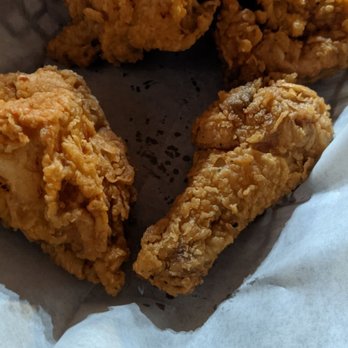 Hillbilly Hideaway Restaurant - Fried chicken - Southern Near Me - Walnut Cove, North Carolina