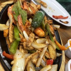 Mama Chave - Mixed fajitas! YUUUUMMMMM