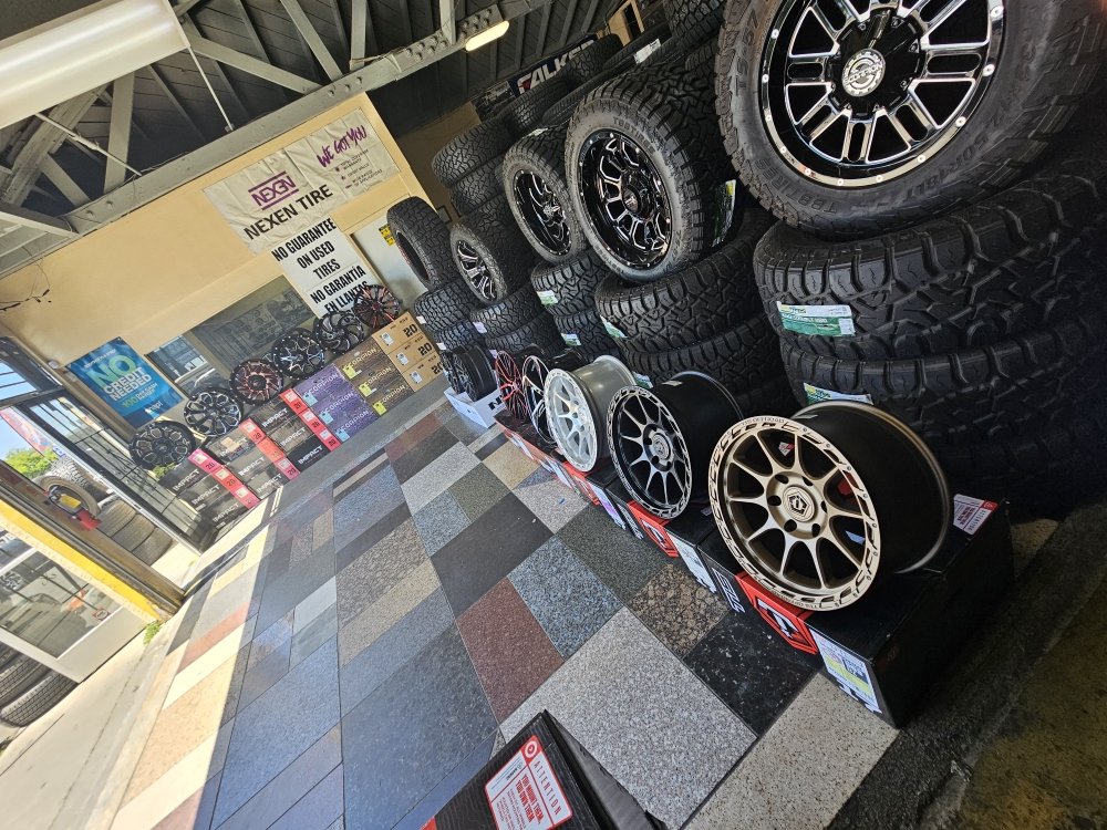 ARANDAS TIRE SHOP & RIMS Updated September 2024 347 Photos 5925