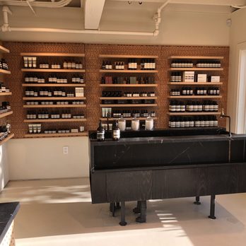 Aesop Lido Marina - Small store but nicely laid out product - Cosmetics & Beauty Supply Near Me - Newport Beach, California Aesop Lido Marina - Small store but nicely laid out product - Cosmetics & Beauty Supply Near Me - Newport Beach, California