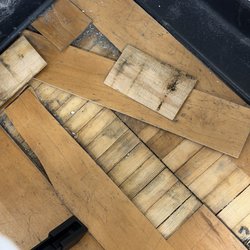 Santa Clarita Athletic Club - Another angle of the black mold visible