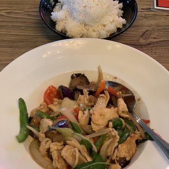 Rao Thai Eatery - Spicy Basil Eggplant with Chicken (~$11) and Side of White Rice (~$1.50). - Thai Near Me - Elk Grove, California Rao Thai Eatery - Spicy Basil Eggplant with Chicken (~$11) and Side of White Rice (~$1.50). - Thai Near Me - Elk Grove, California