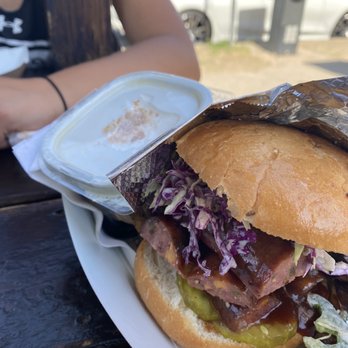 Rollin Smoke BBQ - Sausage Sandwich with coleslaw banana pudding - Barbeque Near Me - Austin, Texas Rollin Smoke BBQ - Sausage Sandwich with coleslaw banana pudding - Barbeque Near Me - Austin, Texas
