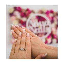 Nova Nails