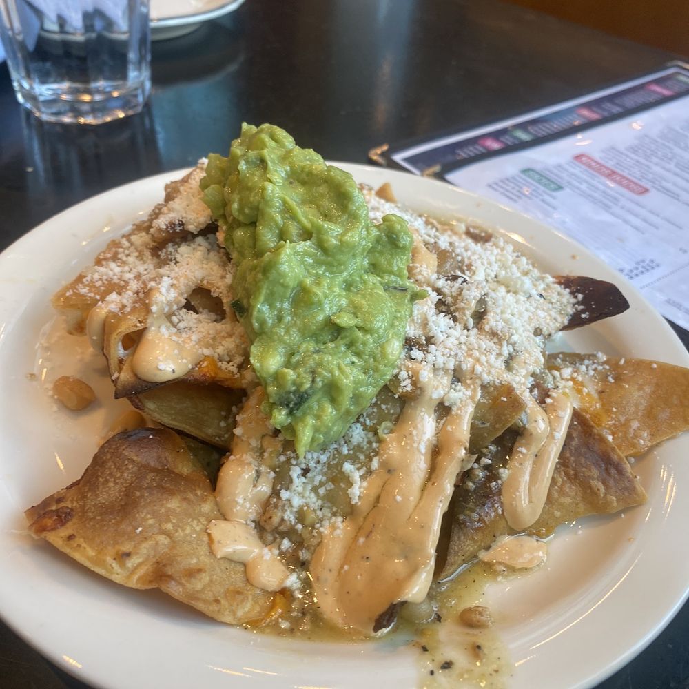 Todos - Chili Chicken Nachos - Mexican Near Me - Oakland, California Todos - Chili Chicken Nachos - Mexican Near Me - Oakland, California