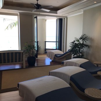 Moana Lani Spa - Relaxation room with ocean views - Day Spas Near Me - Honolulu, Hawaii Moana Lani Spa - Relaxation room with ocean views - Day Spas Near Me - Honolulu, Hawaii