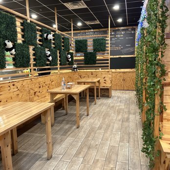 Taichi Bubble Tea - sitting area - Ramen Near Me - Niagara Falls, New York Taichi Bubble Tea - sitting area - Ramen Near Me - Niagara Falls, New York
