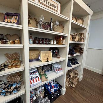 Texas Gift Outlet - Souvenir Shops Near Me - Round Rock, Texas Texas Gift Outlet - Souvenir Shops Near Me - Round Rock, Texas