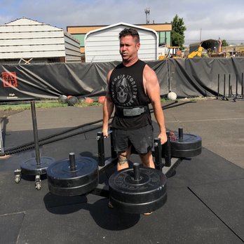 Crossfit Sav-Up - Farmer rack - Interval Training Gyms Near Me - Petaluma, California Crossfit Sav-Up - Farmer rack - Interval Training Gyms Near Me - Petaluma, California