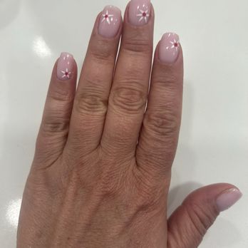 Uliana Beauty - Nail Salons Near Me - Tustin, California