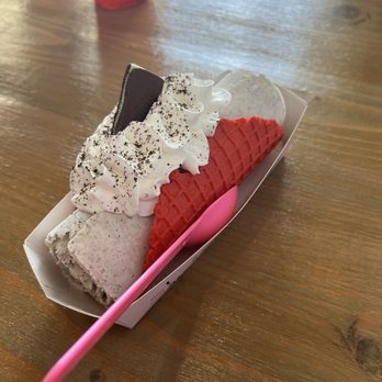 Taco ‘Bout Sweets - Mint Oreo Ice Cream Roll - Ice Cream & Frozen Yogurt Near Me - Redlands, California Taco ‘Bout Sweets - Mint Oreo Ice Cream Roll - Ice Cream & Frozen Yogurt Near Me - Redlands, California