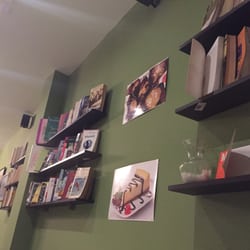 Gingers Cafe Biblioteca