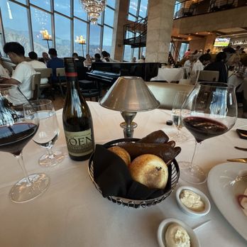 Cielo - Bread and Wine - Seafood Near Me - Cabazon, California