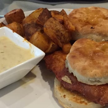 Savin Bar & Kitchen - Fried chicken - American Near Me - Dorchester, Massachusetts