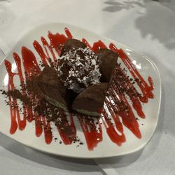 Roberto's Trattoria & Chophouse