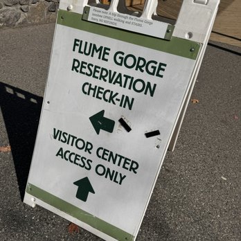 The Flume Gorge - The hike trail adjoining Flume Gorge - Parks Near Me - Lincoln, New Hampshire The Flume Gorge - The hike trail adjoining Flume Gorge - Parks Near Me - Lincoln, New Hampshire