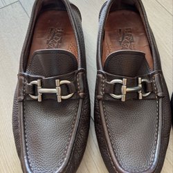 Leon's Shoe Shine Service - After