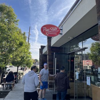 Pine State Biscuits - Reno - outside walking in with friends - Breakfast & Brunch Near Me - Reno, Nevada