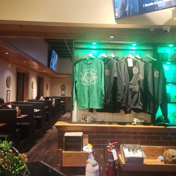 The Local House Restaurant & Bar - Italian Near Me - Arnold, Missouri
