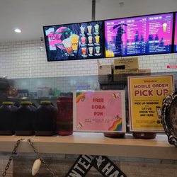 It's Boba Time - South Gate - Pretty cool setup!