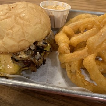 Beedos - Beedo Burger w/ Onion Rings - American Near Me - Saint Helena Island, South Carolina Beedos - Beedo Burger w/ Onion Rings - American Near Me - Saint Helena Island, South Carolina