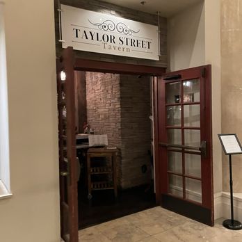Taylor Street Tavern - Entrance (Inside Paramount Hotel) - Cocktail Bars Near Me - Portland, Oregon Taylor Street Tavern - Entrance (Inside Paramount Hotel) - Cocktail Bars Near Me - Portland, Oregon