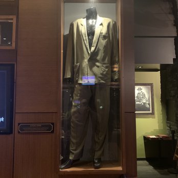 Hard Rock Cafe - Burgers Near Me - Honolulu, Hawaii Hard Rock Cafe - Burgers Near Me - Honolulu, Hawaii