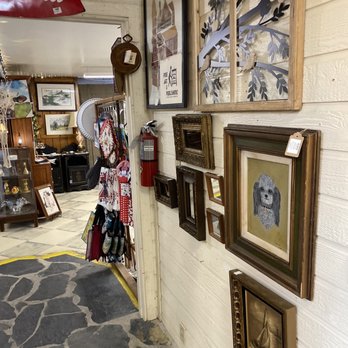 Southgate Station - Antique paintings at Southgate Station - Used, Vintage & Consignment Near Me - Oakhurst, California Southgate Station - Antique paintings at Southgate Station - Used, Vintage & Consignment Near Me - Oakhurst, California