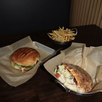 Valley Burger Bar - Burgers Near Me - Los Angeles, California Valley Burger Bar - Burgers Near Me - Los Angeles, California