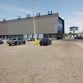 Breaking Bad RV Tours - A1 Car Wash - Tours Near Me - Albuquerque, New Mexico