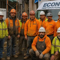 Econ Biohazard Services - Team photo on a construction site