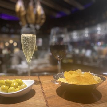 La Máquina - Perfect pairing. - Modern European Near Me - Madrid, M La Máquina - Perfect pairing. - Modern European Near Me - Madrid, M