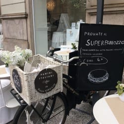 Chic & Go - Locale molto bello, elegante e lineare. La qualità è molto elevata ed i prezzi sono giustamente rapportati.