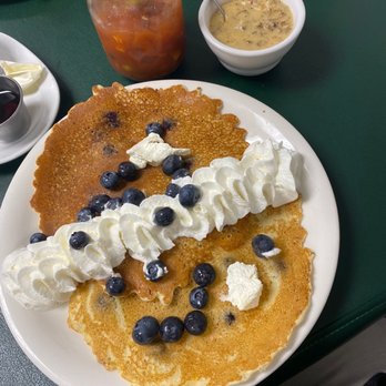 Garretts Mill Diner - Breakfast & Brunch Near Me - Stow, Ohio