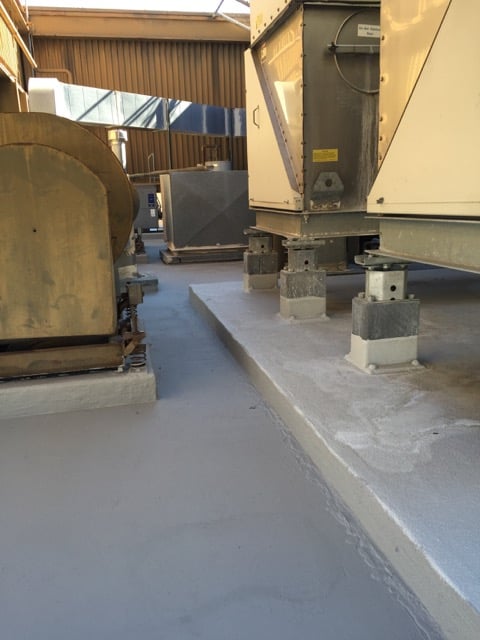 Slide of Bilt-Well Roofing