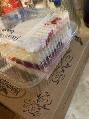 McArthur's Party Cakes by null