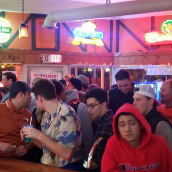 Clodfelter's - Pubs Near Me - Corvallis, Oregon