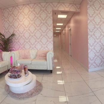 Sugaring NYC - Denver - Entrance/Lobby - Waxing Near Me - Denver, Colorado