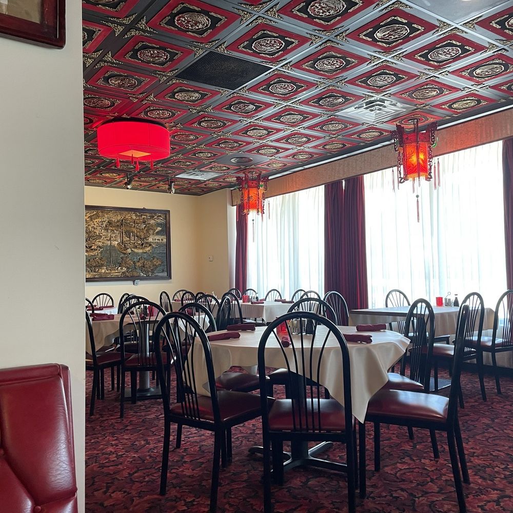 New China Palace - Inside - Chinese Near Me - Oak Ridge, Tennessee