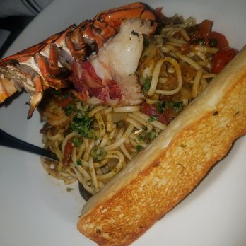 Moxies - Cocktail Bars Near Me - Houston, Texas