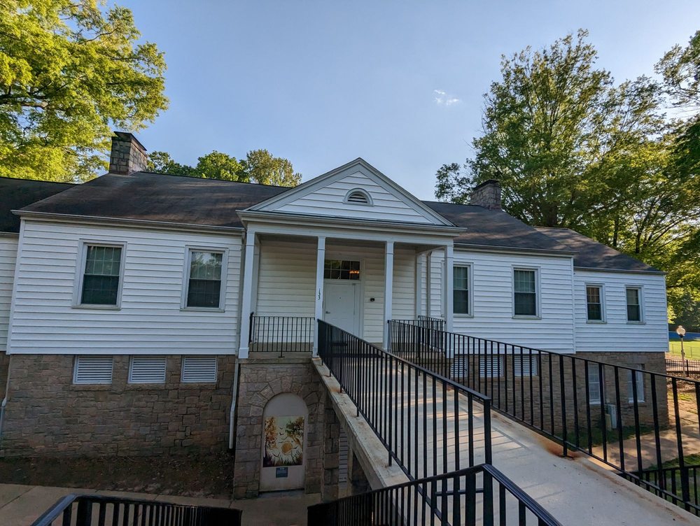 WAKE FOREST COMMUNITY HOUSE Updated August 2024 19 Photos 133 W